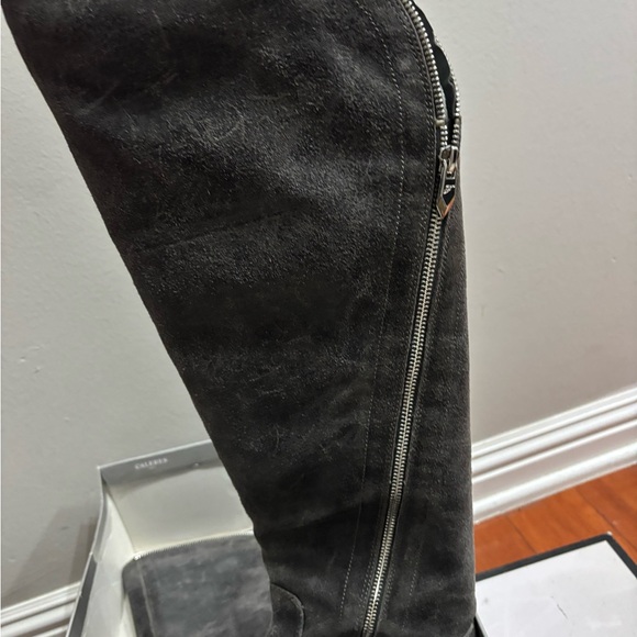 Fergie Navaro Monument Over the knee suede boots - Picture 5 of 8